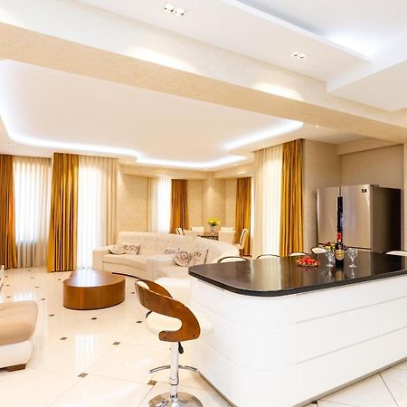 Central Cozy 3Bd-2Bath Apartment Tbilissi Extérieur photo