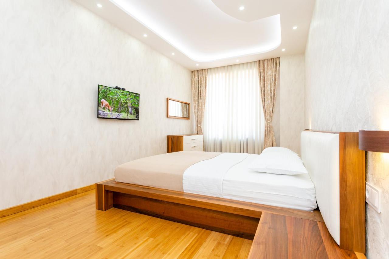Central Cozy 3Bd-2Bath Apartment Tbilissi Extérieur photo
