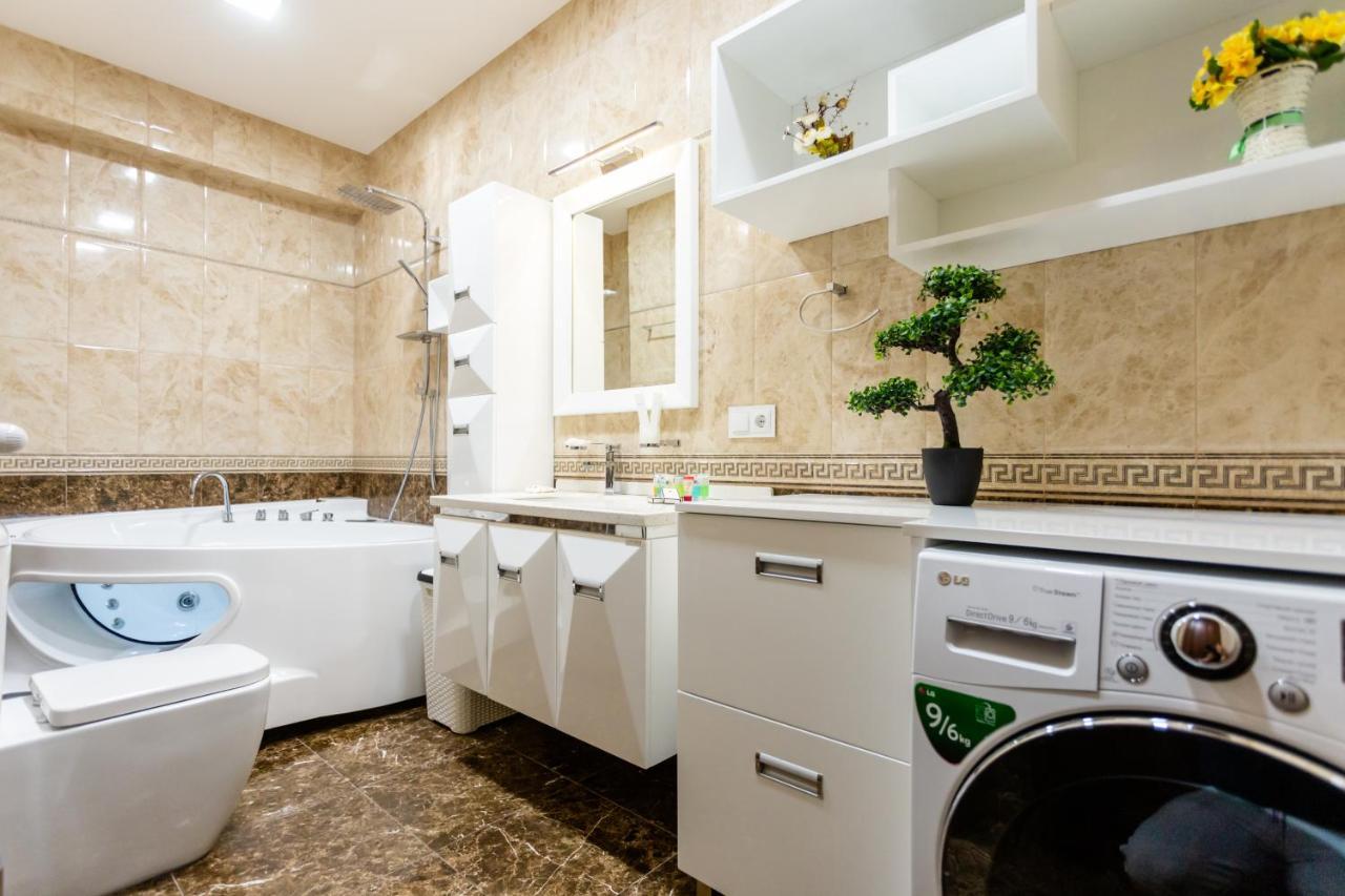 Central Cozy 3Bd-2Bath Apartment Tbilissi Extérieur photo